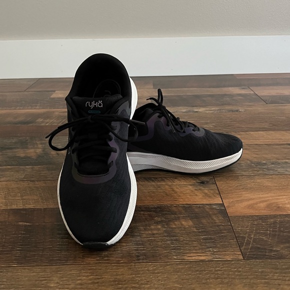 Ryka Flourish Walking Shoes in Black White - Picture 2 of 15